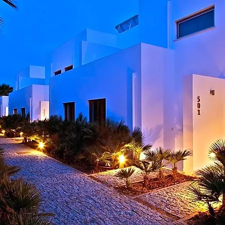 Sao Rafael Holidays מלון